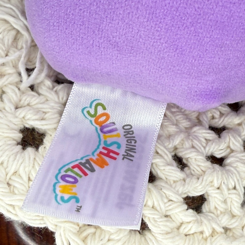 Squishmallows Earworm - Picture 3 of 6